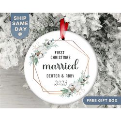 married ornament, personalized married forest christmas ornament, custom first christmas wedding gift, mr and mrs orname