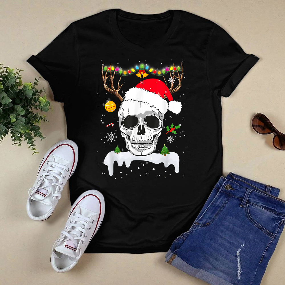 Skull Reindeer Christmas Funny Skulls Santa Hat Reindeer T-Shirt.png