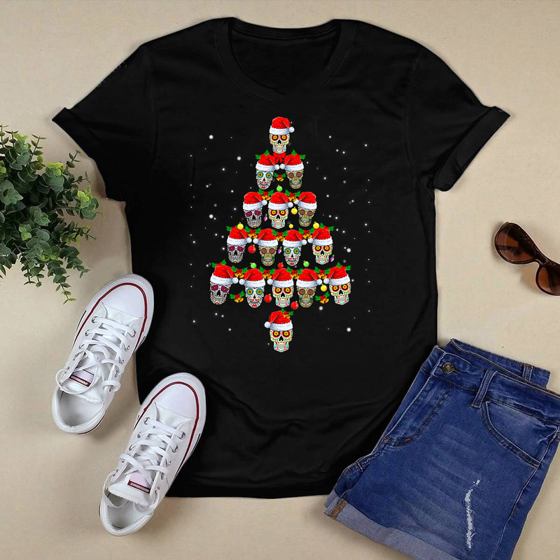 Sugar Skull with Santa Hat Christmas Tree T-Shirt.png