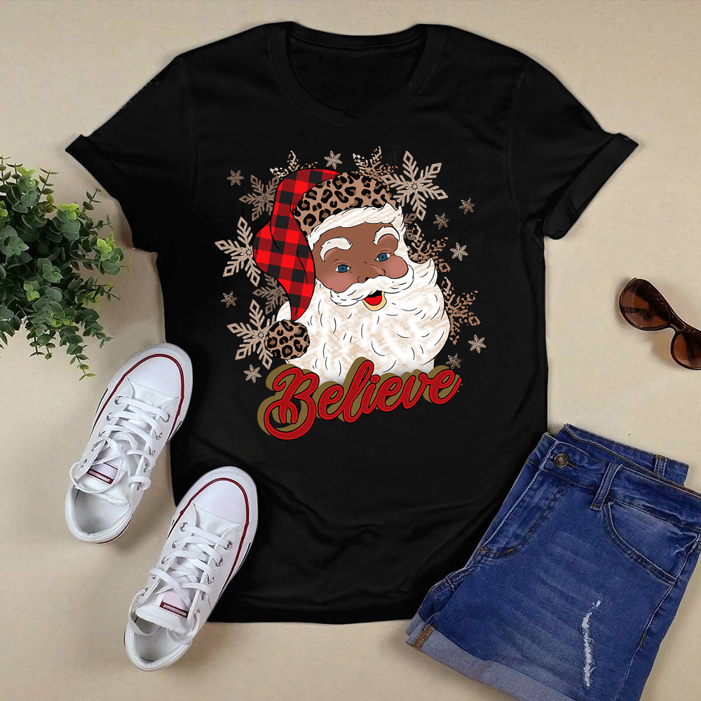 Vintage Black Afro Santa Claus Merry Christmas Believe Xmas T-Shirt.png