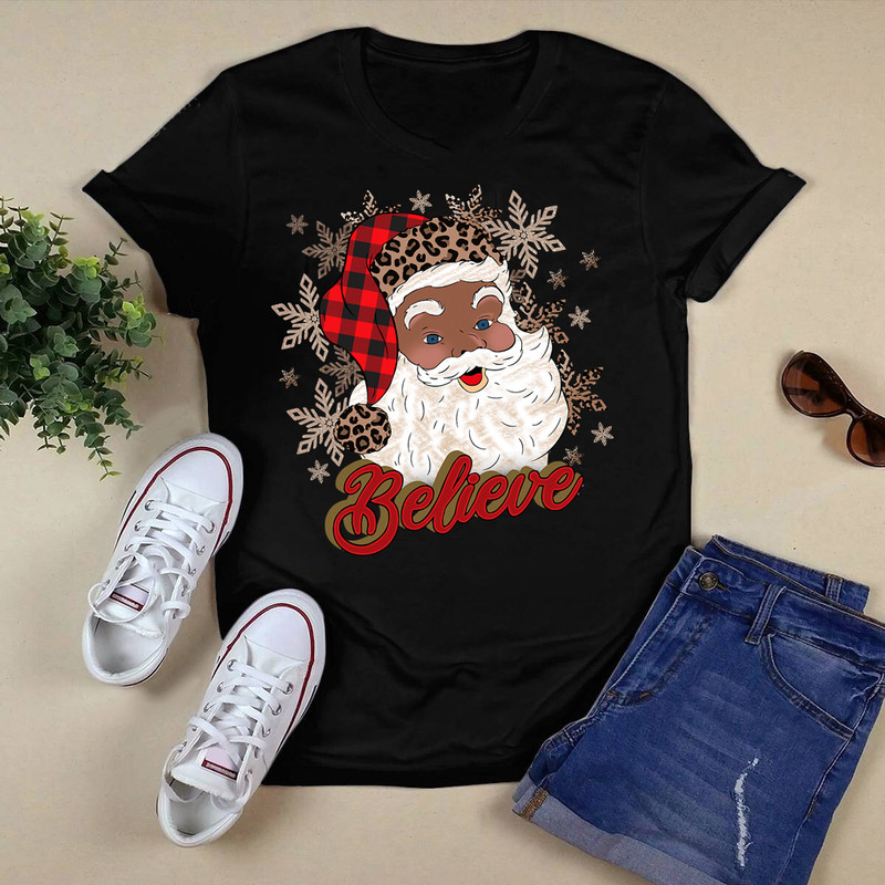 Vintage Black Afro Santa Claus Merry Christmas Believe Xmas T-Shirt.png