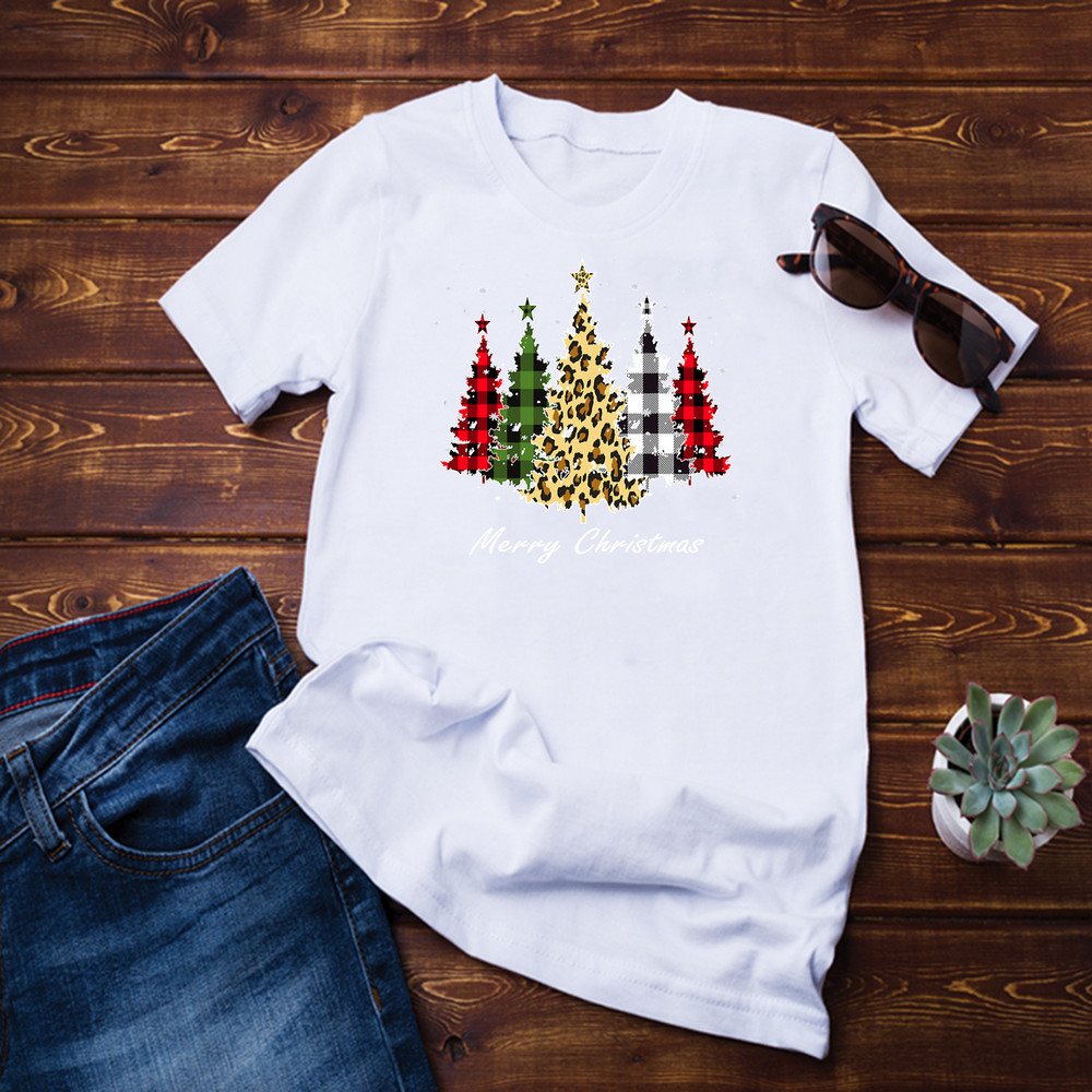 Western Boho Leopard Buffalo Plaid Merry Christmas Tree T-Shirt.png