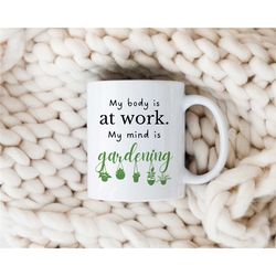 hobby gardener gift, grandma present, plant lover, gardener of the year, coworker gift, mom birthday, green fingers, gar