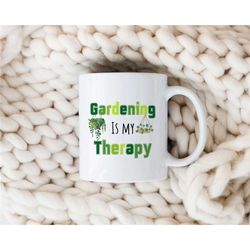 beautiful mug for gardeners, perfect gift for plant lover, birthday present for hobby gardener, best friend gift, garden