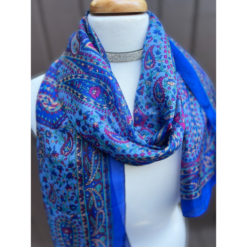 Traditional Silk Scarves 17