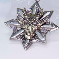 large chaos star pendant - khorne