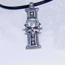 Inquisition Insignia Pendant with Skull