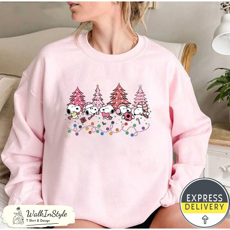 Snoopy pink christmas tree - Viralustee 1.jpg