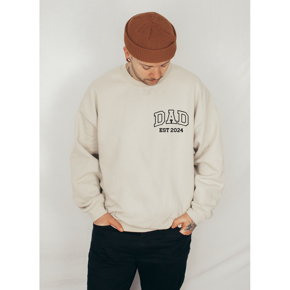 Dad Est 2024 Sweatshirt, Father's Day Gift T Shirt, Custom Dad Est 2024 Tshirt, Personalized Dad,Pregnancy Announcement Tee,Gift For New Dad.jpg