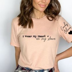 personalized i wear my heart on my sleeve shirt, gift for mom, mama sweatshirt with children name on sleeve, mothers day