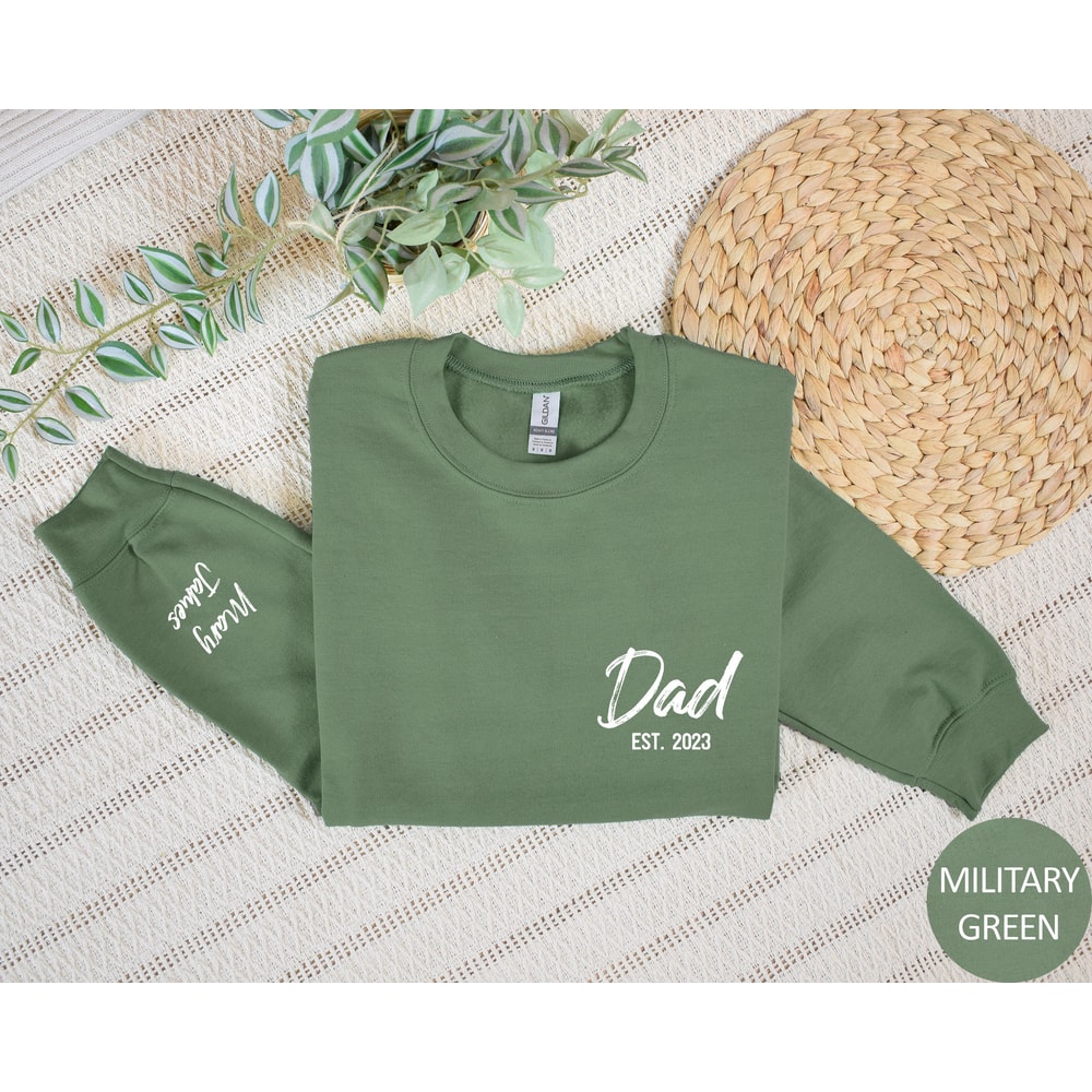Personalized Dad Est Sweatshirt, Custom Dad Hoodie with kids names on sleeve, Fathers Day Gift, Gift for Dad, New Daddy Sweater, Papa Hoodie.jpg