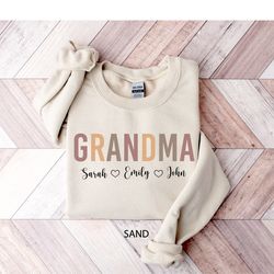 Personalized Grandma Sweatshirt with Names, Custom Grandma Sweatshirt, Nana Sweater, Gramma With Children Names Apparel,