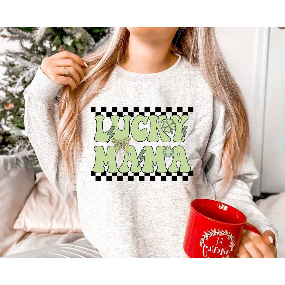 St. Patrick's Day Png, Lucky Mama Png, Retro St. Patrick Sublimation Design, Leopard Cheetah Pattern Shirt, Saint Patrick Mama png.jpg