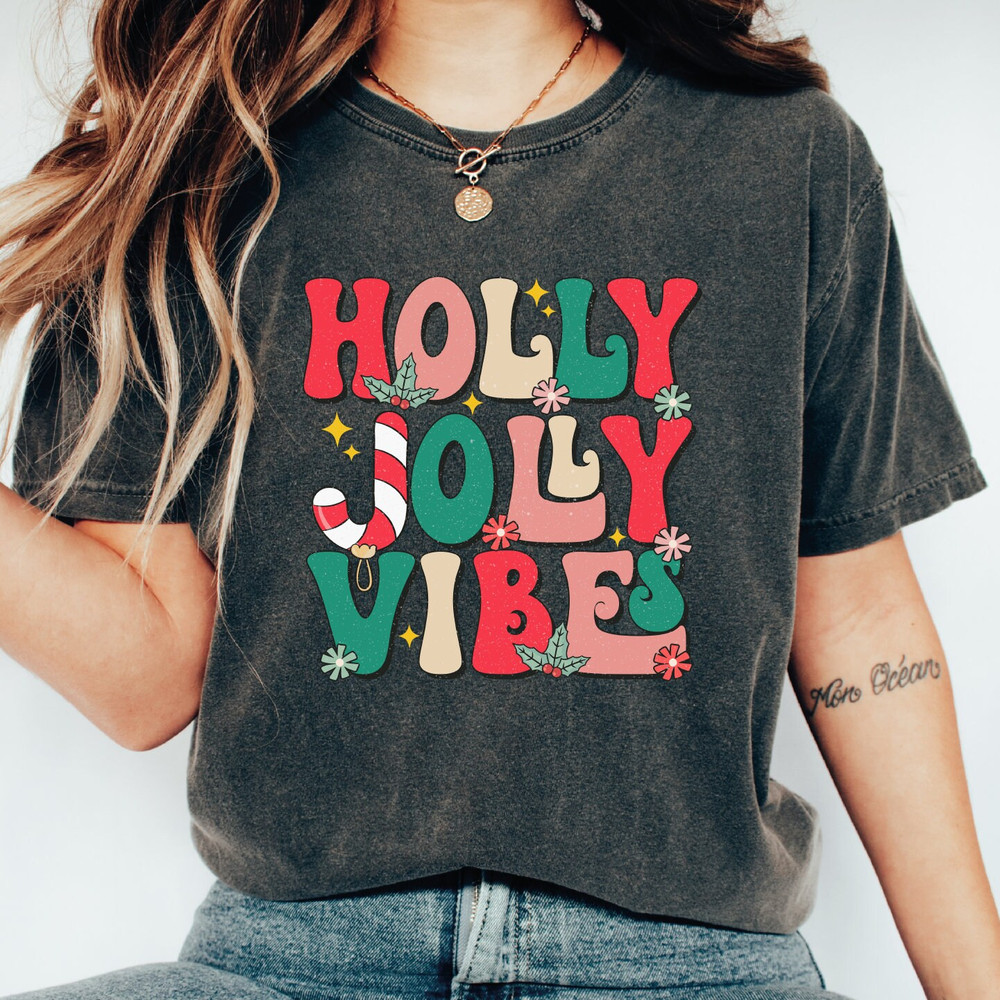 Holly Jolly Vibes TShirt, Merry Christmas TShirt, Christmas Sweater, Christmas Gift Tee, Xmas Holly Jolly Shirt.jpg