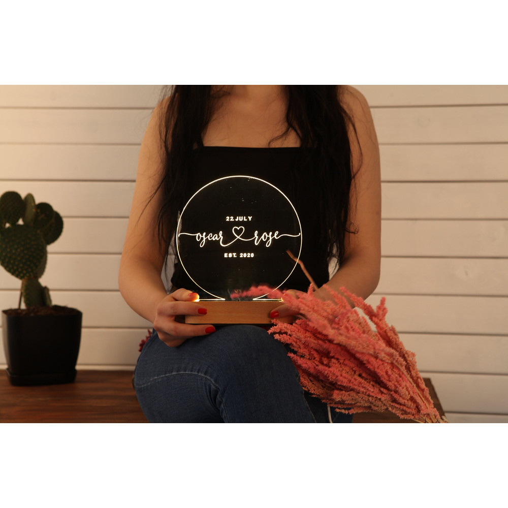 Personalized Night Light - Romantic Gifts for Couples - Best Gift for Him - Boyfriend Girlfriend Customised Anniversary Gift - Gift for Her.jpg