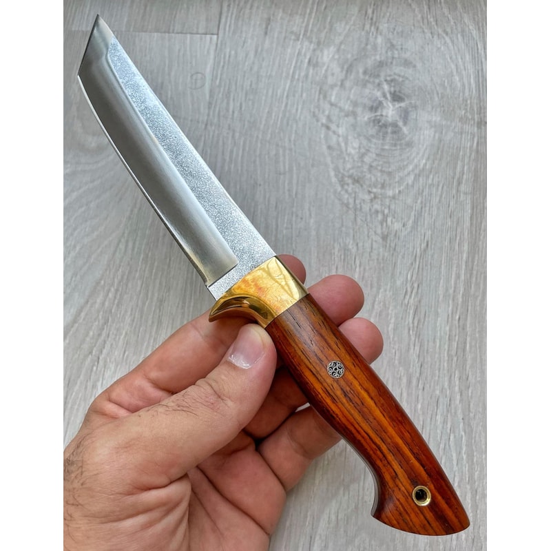 Survival Hunting Knife With Cocobolo Wood Grip Leather Sheath 1