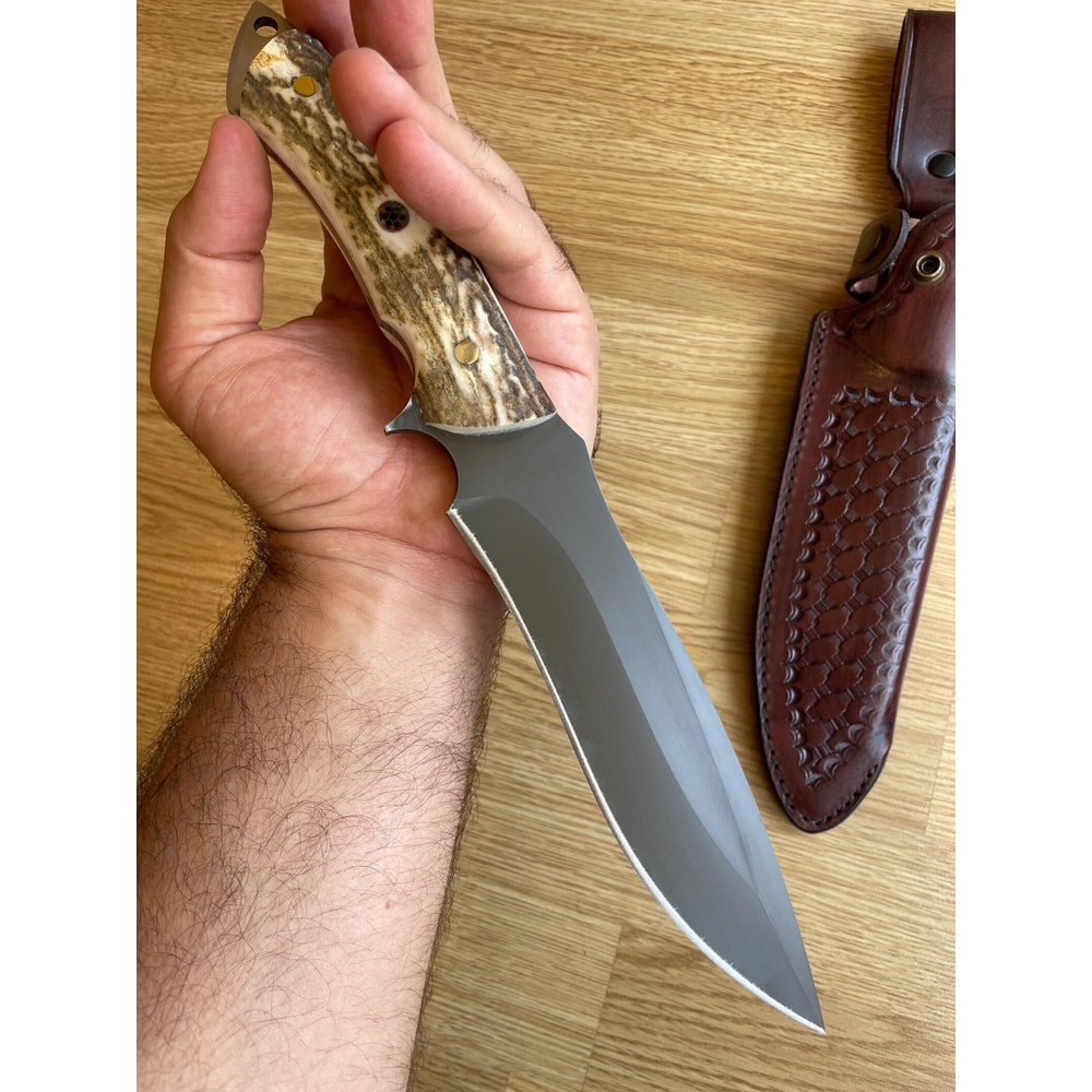 Premium Full Tang Survival Knife With 1075 Steel Stag Horn Handle 0