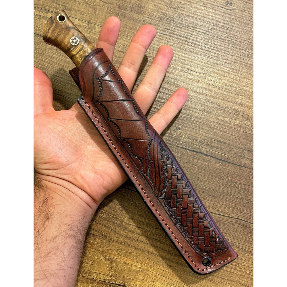 Premium Full Tang Camping Knife With Darkened 1075 Steel Blade Chestnut Grip 4