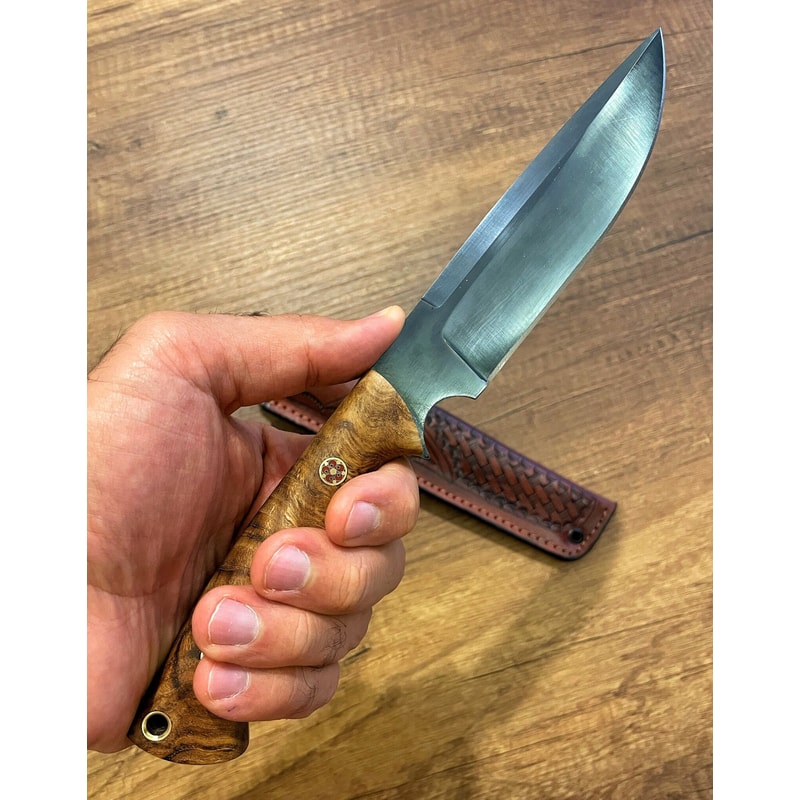 Premium Full Tang Camping Knife With Darkened 1075 Steel Blade Chestnut Grip 7