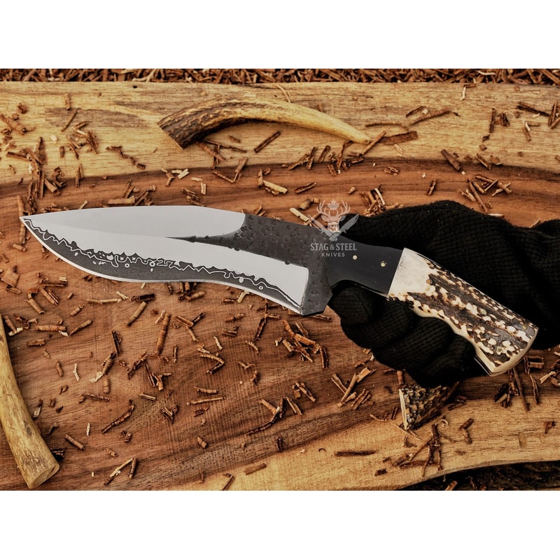 Handmade D2 Hunting Blade With Exotic MultiMaterial Handle 1