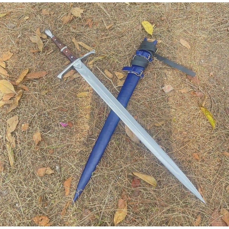 Handmade High Carbon Steel Sword A Collector Masterpiece Of Strength And Elegance 3