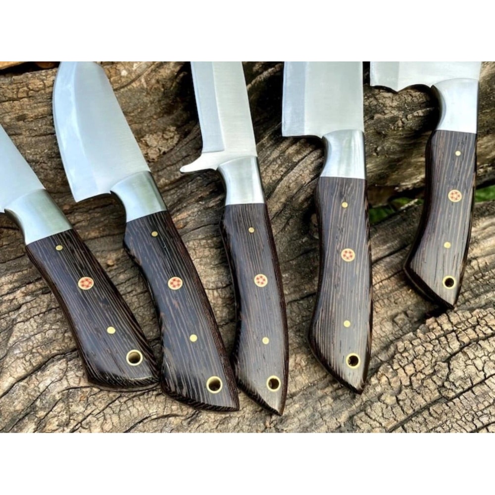 Handcrafted 5 Piece Carbon Steel Kitchen Knife Set With Leather Roll Bag 1