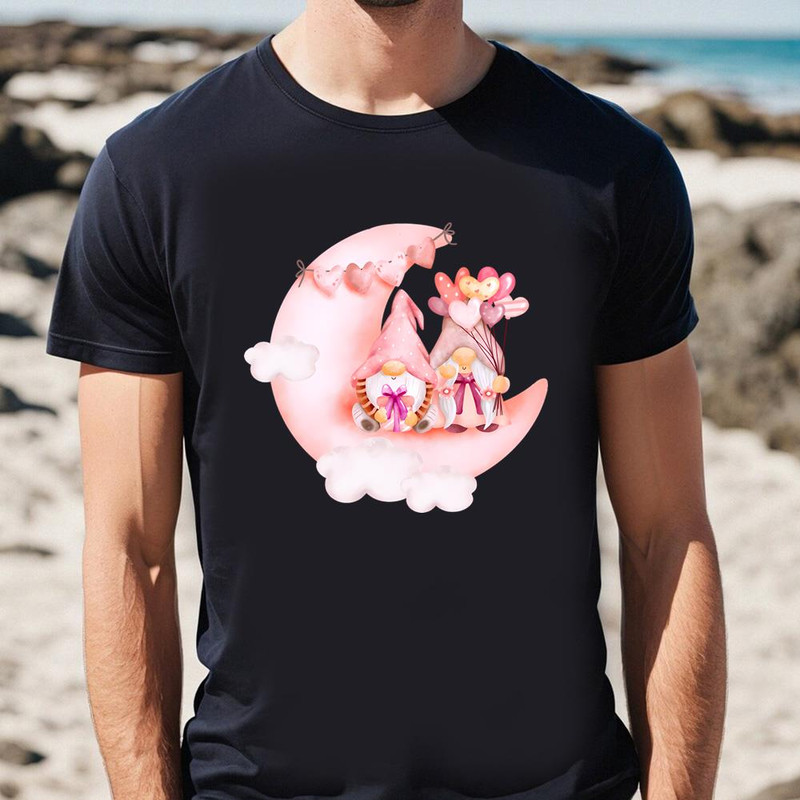 Lovely Gnomes Valentine Day T-Shirt .jpg