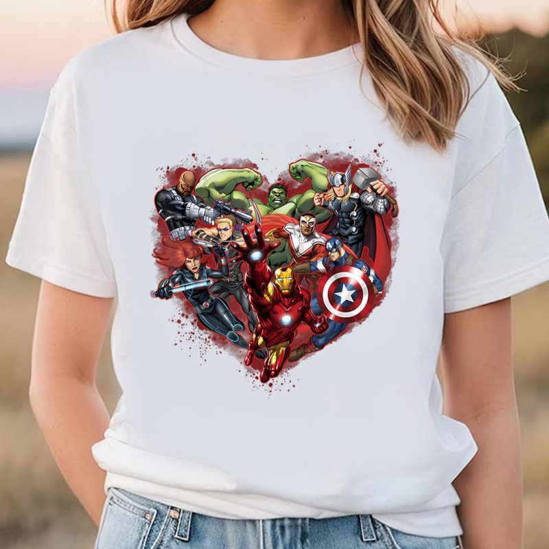 Marvel Avengers Heart Group Shot Valentine T-Shirt .jpg