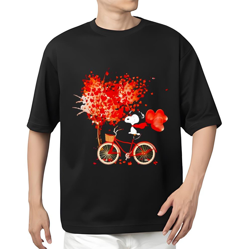 Snoopy Balloon Heart Valentine Shirt .jpg
