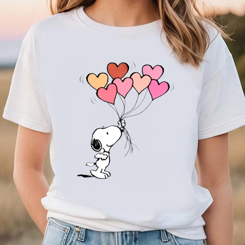 Snoopy Balloon Hearts Valentines Day Gift T Shirt .jpg