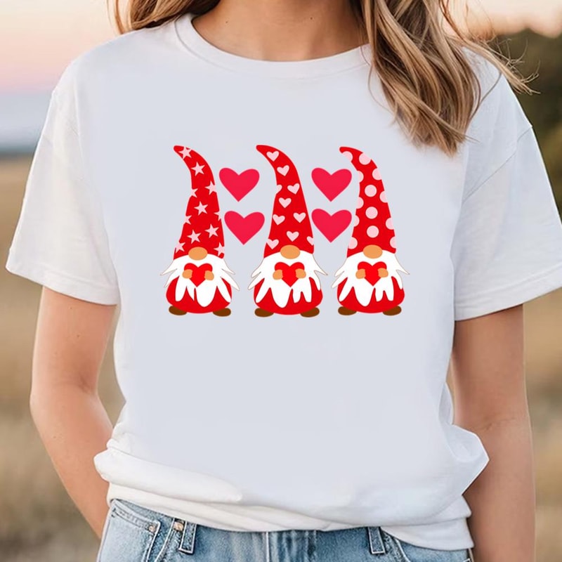 Valentine red Gnomes Holding Hearts Valentine Day Gnome T-Shirt .jpg