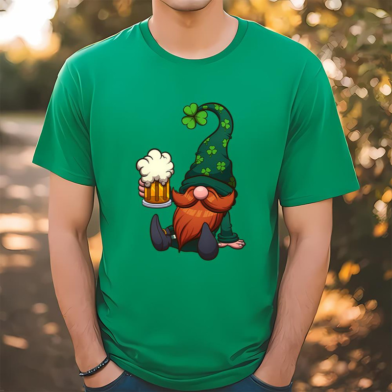 Leprechaun Gnome With Beer St Patricks T-Shirt .jpg