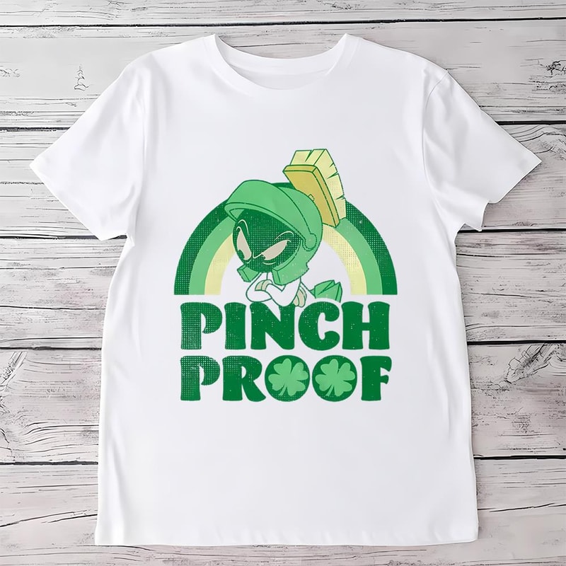Looney Tunes St Patrick's Day Marvin The Martian Pinch Proof T-Shirt .jpg
