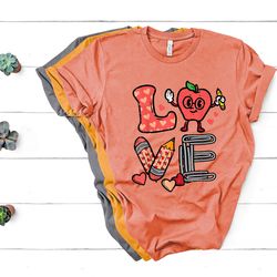 love valentines day apple retro school pre-k teacher women t-shirt
