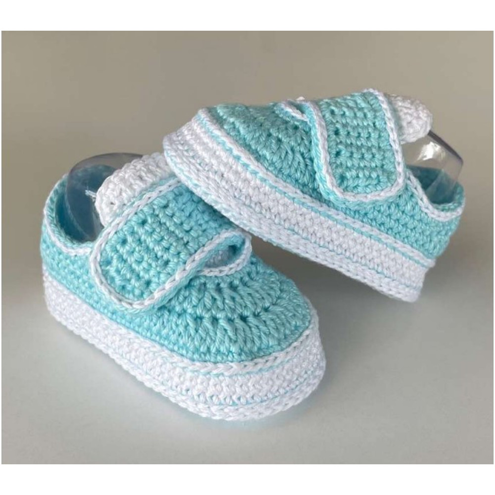 Baby booties,  Amigurumi PDF Pattern toys patterns.jpg