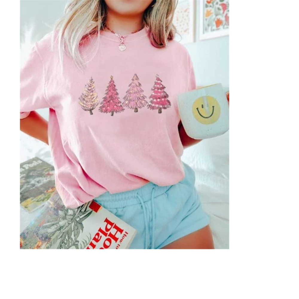 Pink Tree Christmas Shirt, Christmas Shirt, Christmas Shirt, Christmas Tree Shirt, Holiday Shirt for Women, Winter Sweat.jpg