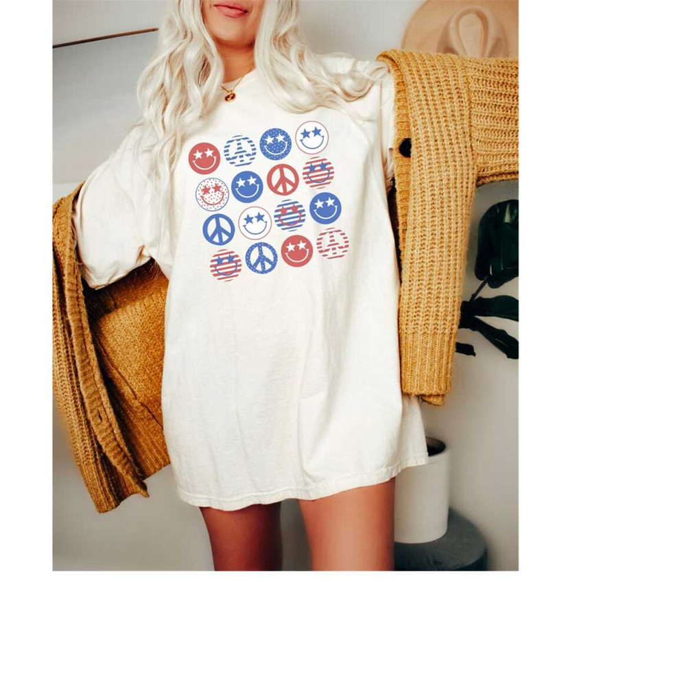 Retro Peace And Smiley USA shirt, 4th of July tee, Retro funny fourth shirt, Womens 4th of July shirt, America Patriotic 1.jpg