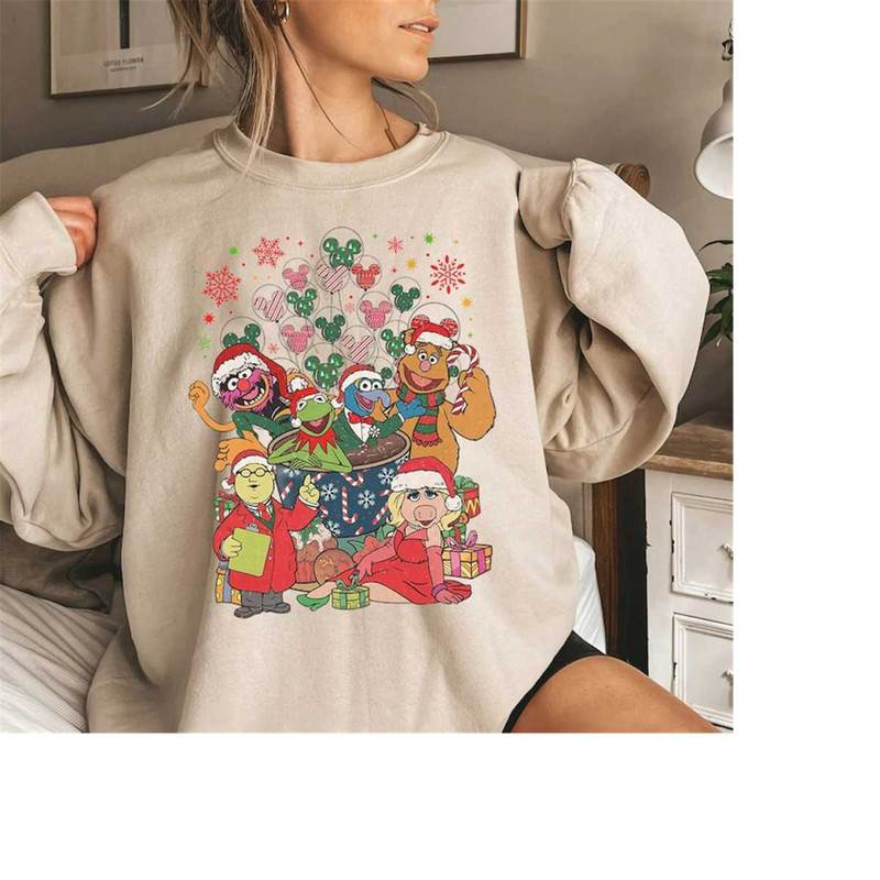 The Muppets Group Mickey Balloon Tea Cup Christmas Costume Sweatshirt, Disney Gonzo Fozzie Animal Kermit Xmas, Mickey Ve.jpg