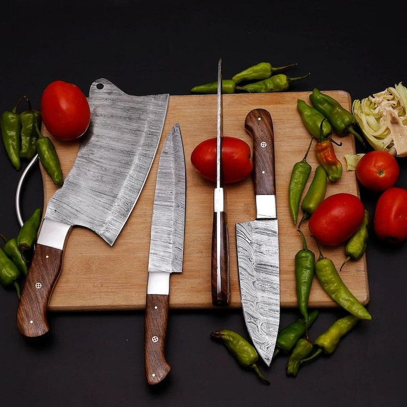 Custom Handmade 4PCS Damascus Steel Kitchen Chef Knives Set Full Tang Wood And Brass Handle With Le 1