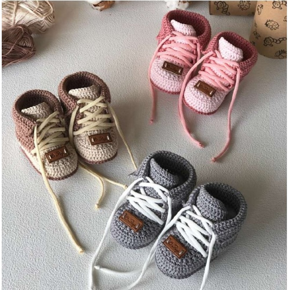Baby Shoes, Amigurumi PDF Pattern toys patterns.jpg