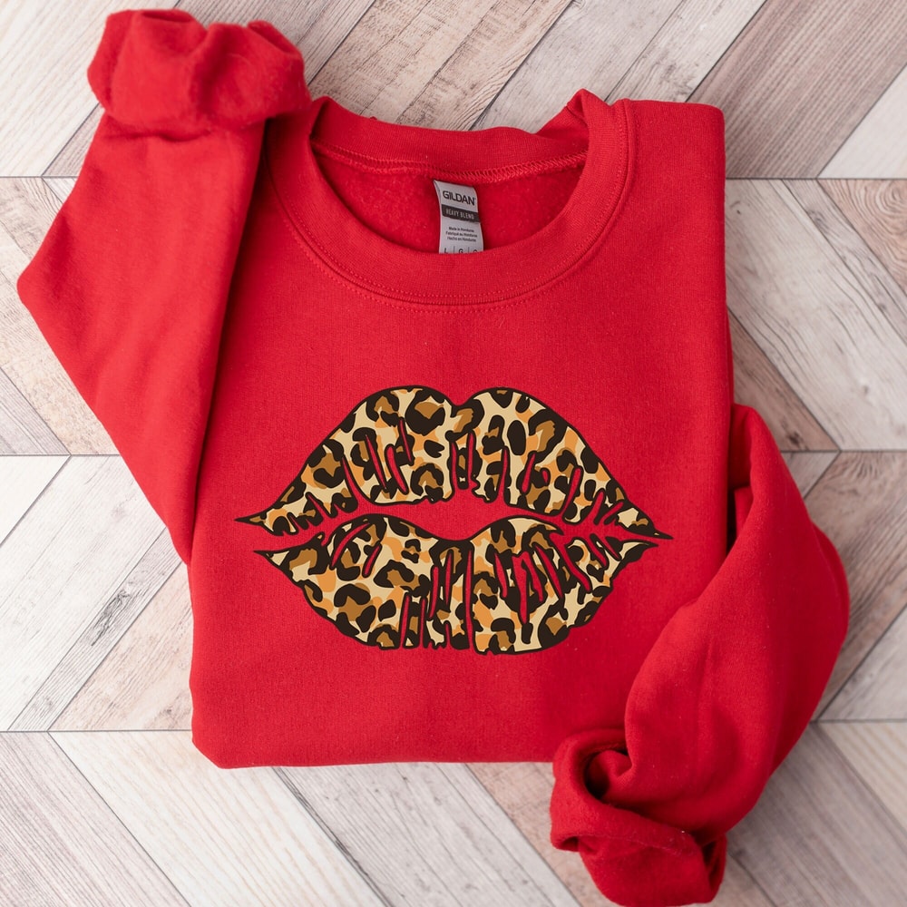Leopard Lip Shirt, Valentines Day Shirt, Cheetah Lip,Valentines Day Gift fot her ,Lips Kiss Tee,Cute XOXO Valentine Shirt,Cute Valentine Tee.jpg