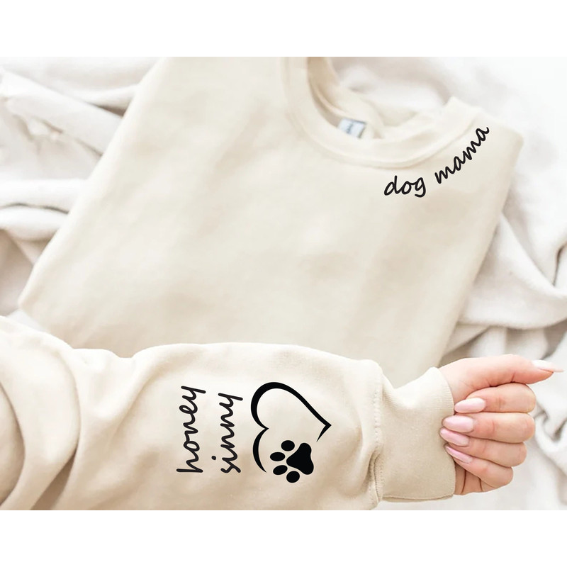 Personalized Dog Paw Sweatshirt,Custom Dog Mama Sweatshirt,Gift for Mama Sweatshirt, Christmas Gift for Mama, Dog Mom.jpg