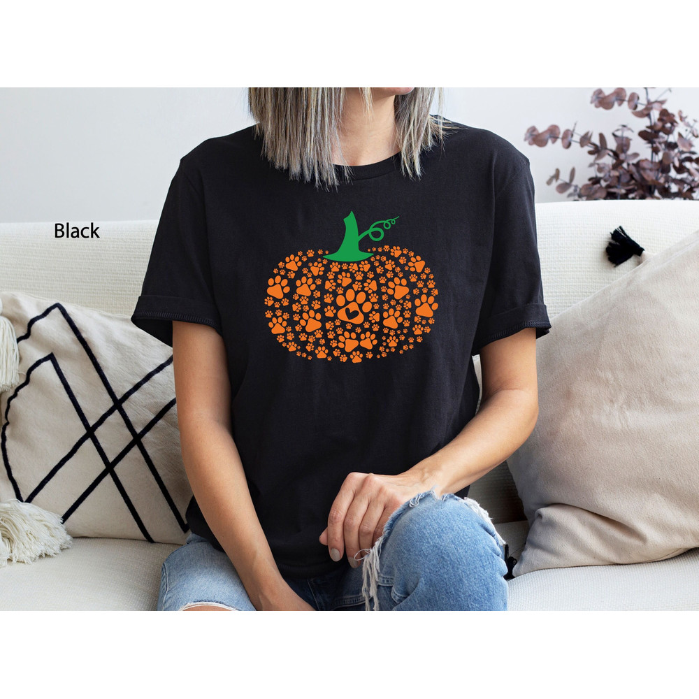 Paw Pumpkin Shirt, Paw Print Shirt, Pumpkin Dog Shirt, Dog Halloween Shirt, Retro Pumpkin, Halloween Shirt, Halloween Shirt,Thanksgiving Tee.jpg