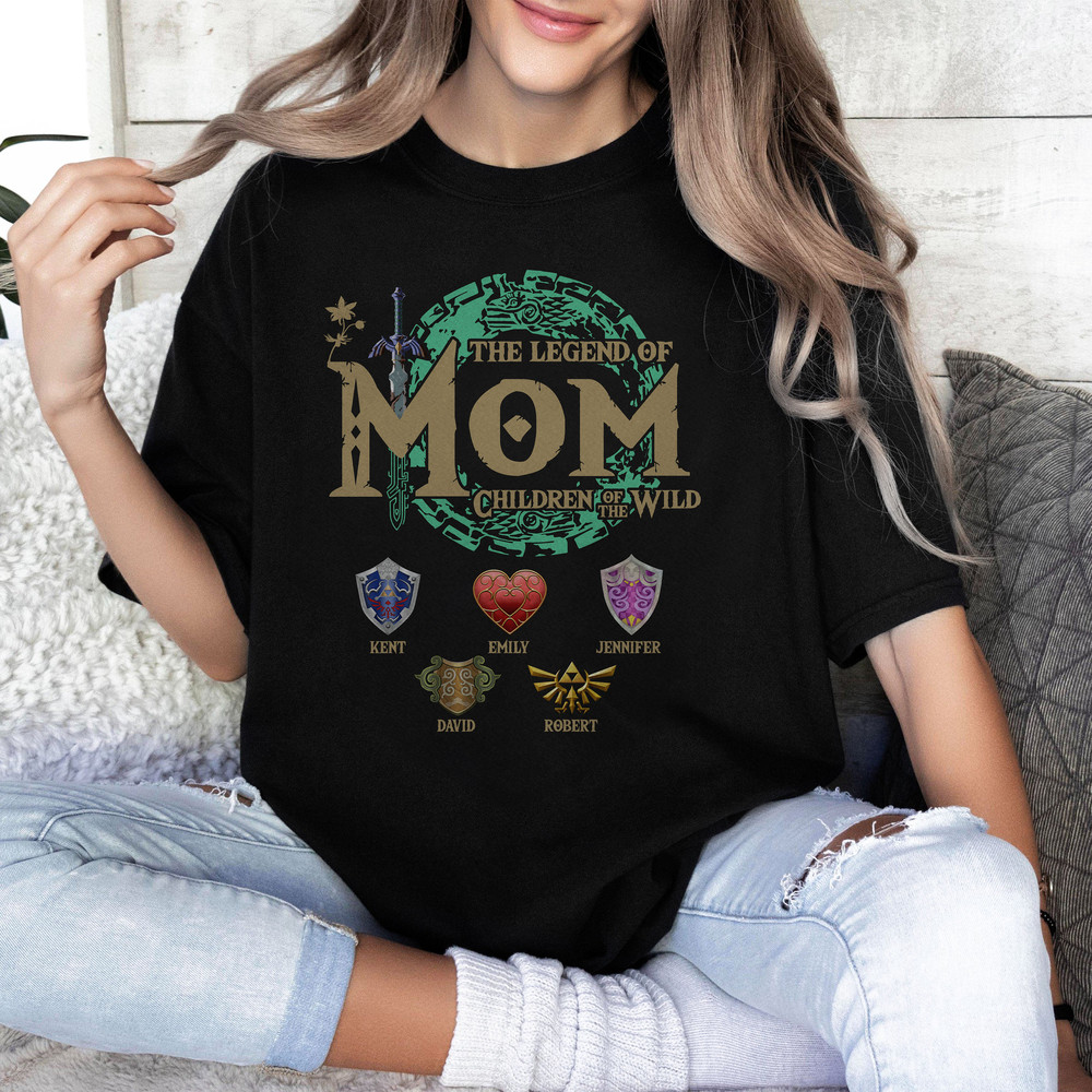 Personalisierte die Legende von Mom T-Shirt, Zelda Mom Shirt, Zelda Link-Shirt, Atem der wilden Shirt, kundenspezifische Familie Legende von Zelda Shirt.jpg