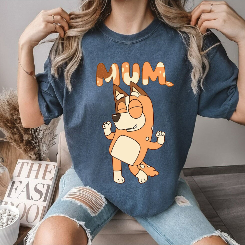 Retro Mom Bluey Shirt, Retro Chilli Heeler Shirt, Mama Shirt, Chilli Heeler Bluey Family Shirt, Mom Bluey Shirt.jpg