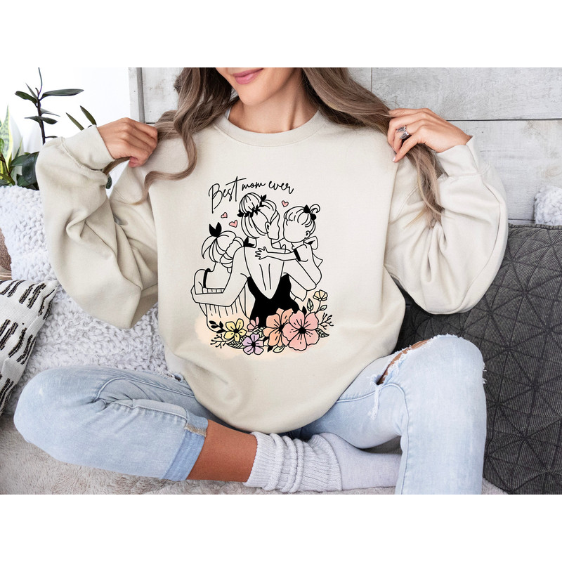 Best Mom Ever Sweatshirt, Retro Flower Mom Shirt, Floral Mom Sweatshir.jpg