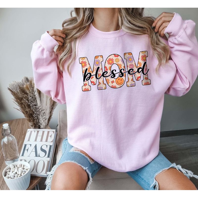 Blessed Mom Sweater, Happy Mothers Day, Mom Life Sweatshirt, Groovy M.jpg