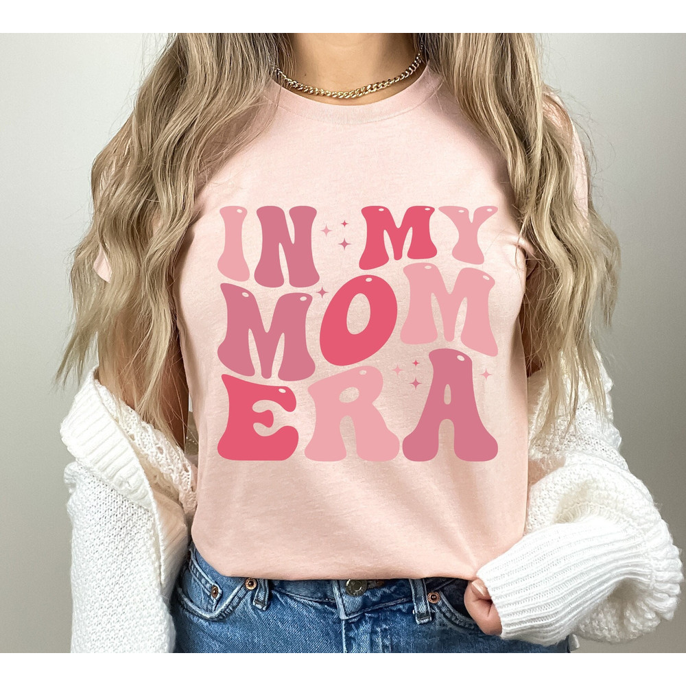 In My Mom Era Sweatshirt, Mother Era Sweater, Retro Mothers Day Hoodi.jpg