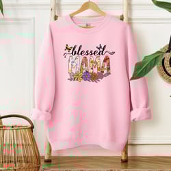 valentines day mama sweatshirt, blessed mama sweatshirt, cozy comfor