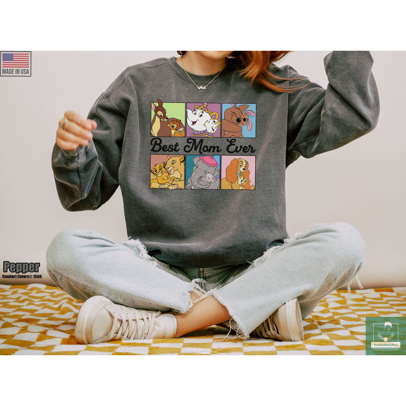 Disneyland Best Mom Comfort Colors Sweatshirt, Disneyworld Mom Charact.jpg